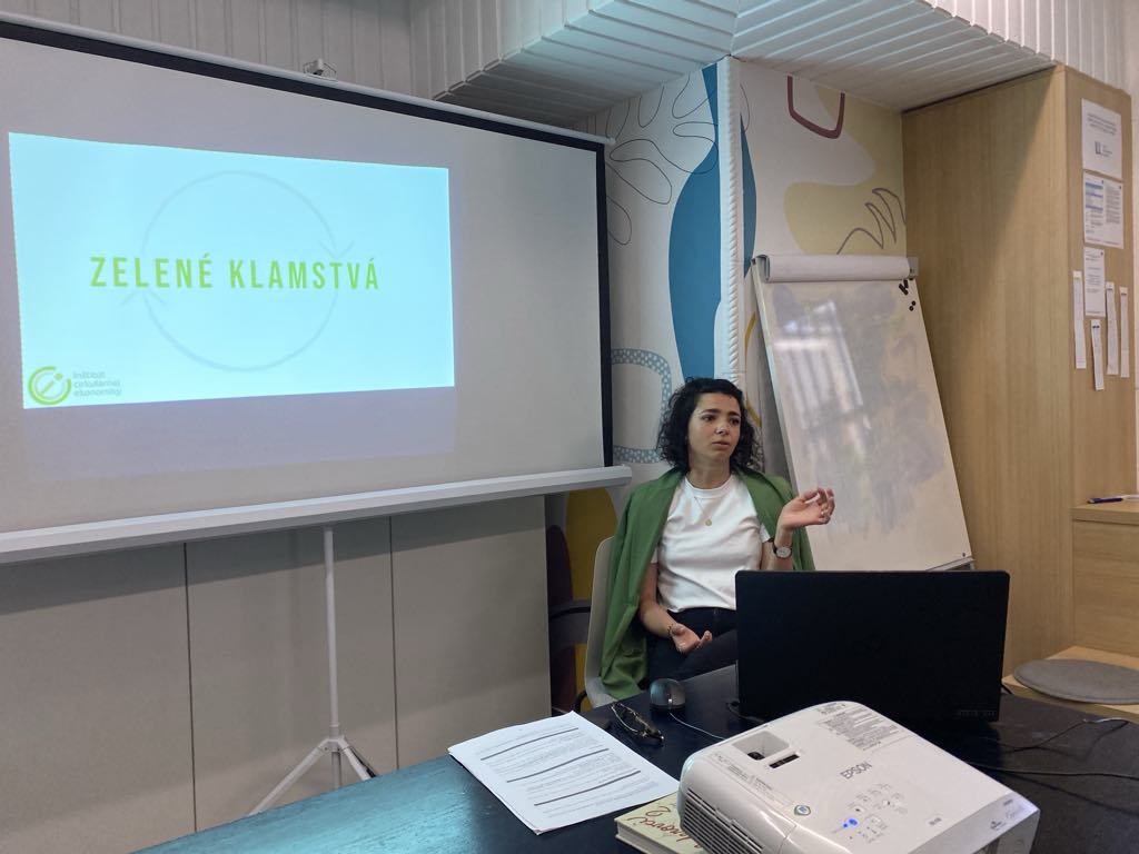 e757d40d-4190-4a8c-91b7-387cd6376dc3 (1).jpg